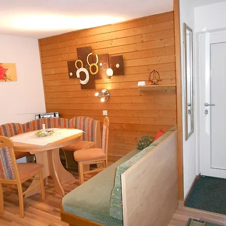 Haus Lutz *