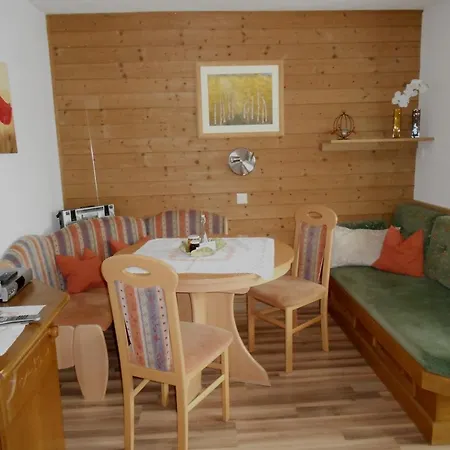 Haus Lutz Apartamento Prutz